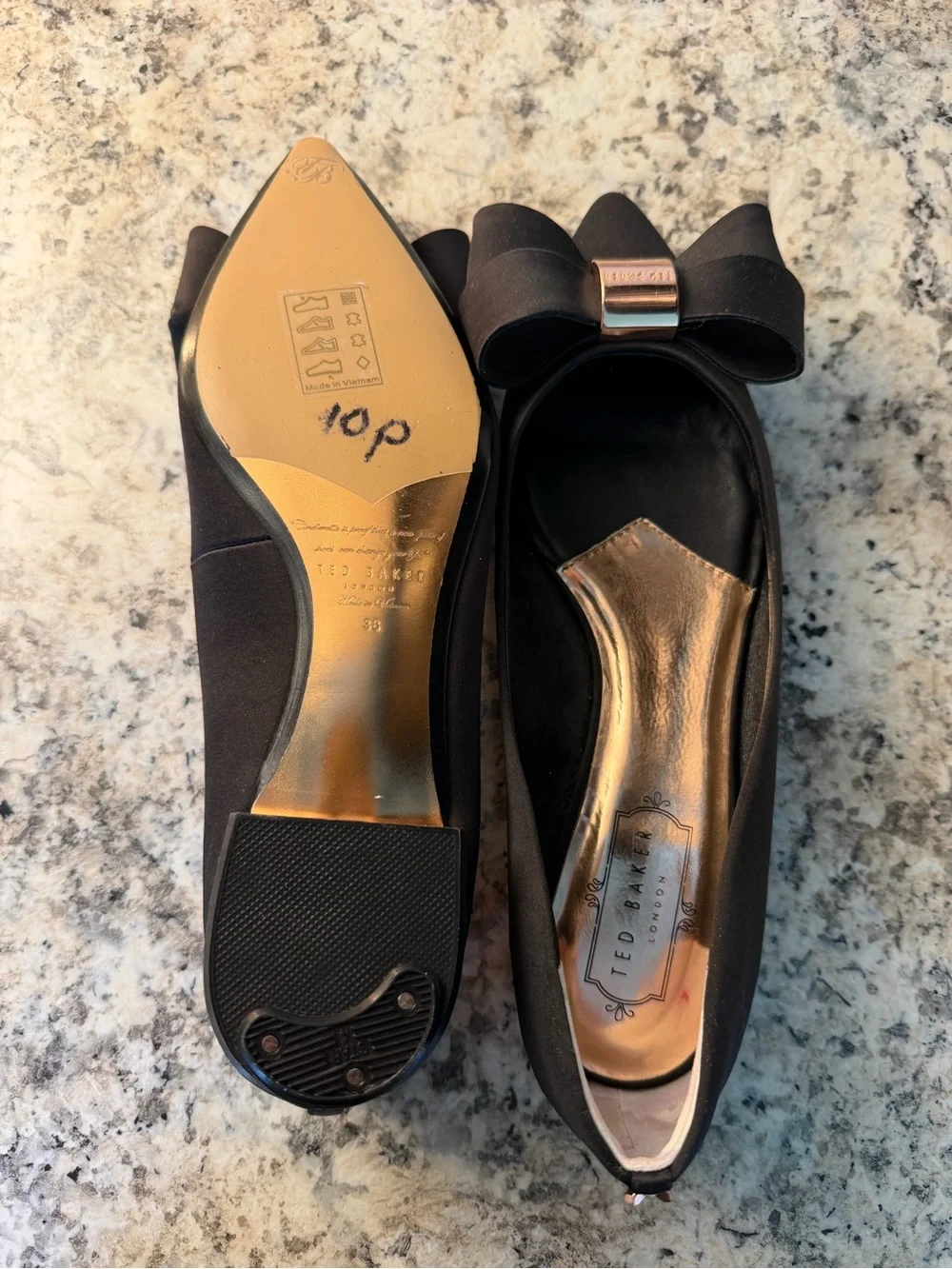 Ted Baker London Black Pointed Ballet Flats with Rose Gold Bow Accent Size 38